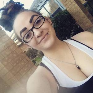 Meet your Posher, Jacy